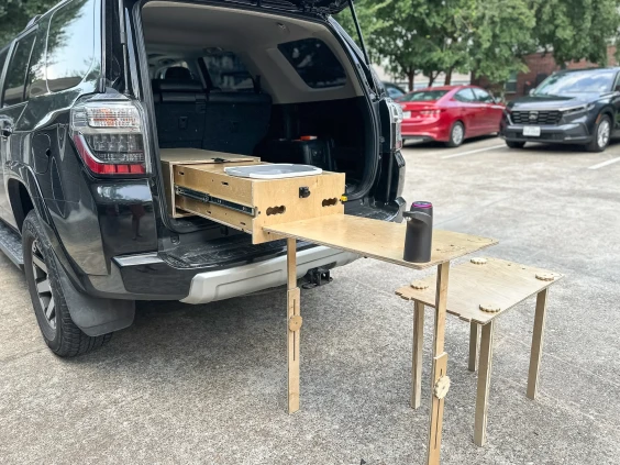 Portable car kitchen