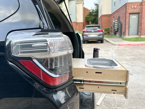 Car kitchen overlanding