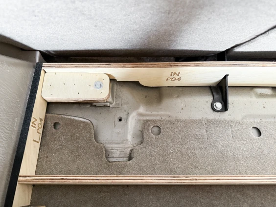 Toyota4runner 4thgen pull out platform no drilling