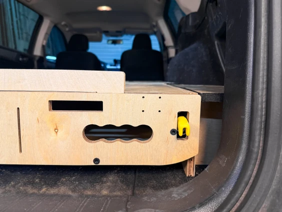 Subaru outback storage system varnish