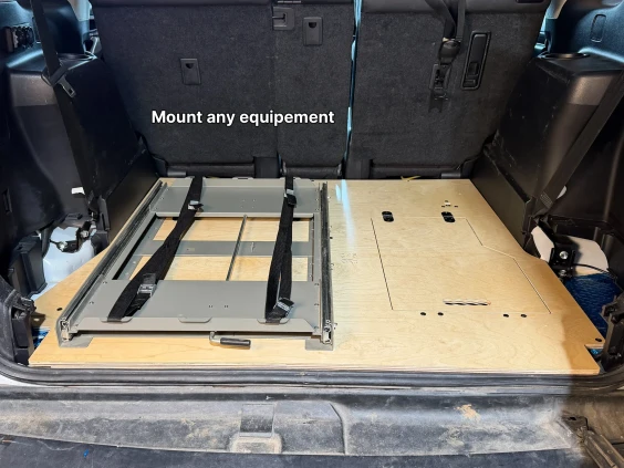 Trunk mounting base for any equipement lexus460