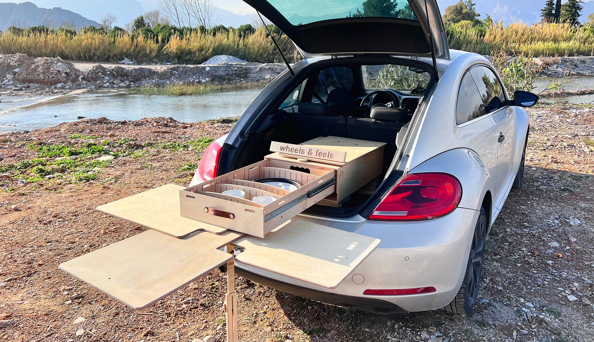 The ultimate lightweight chuck box