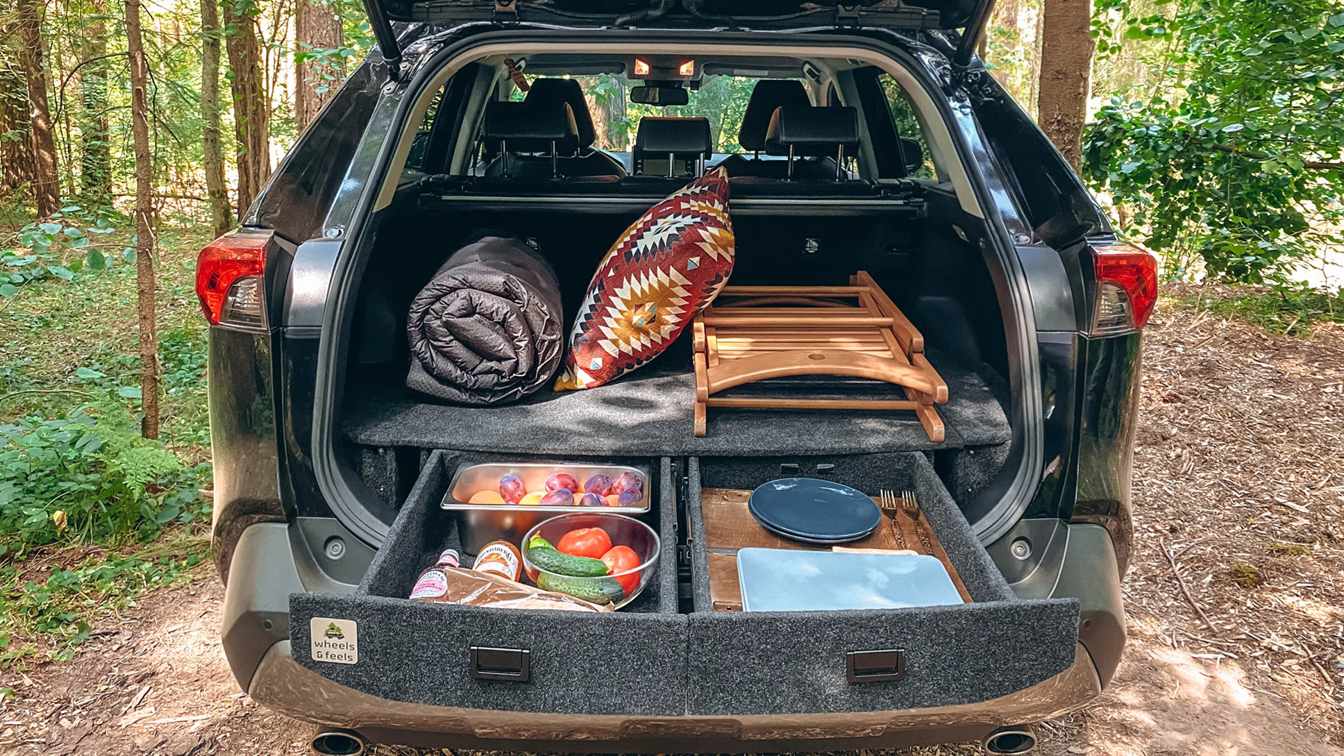 Cargo box RAV4