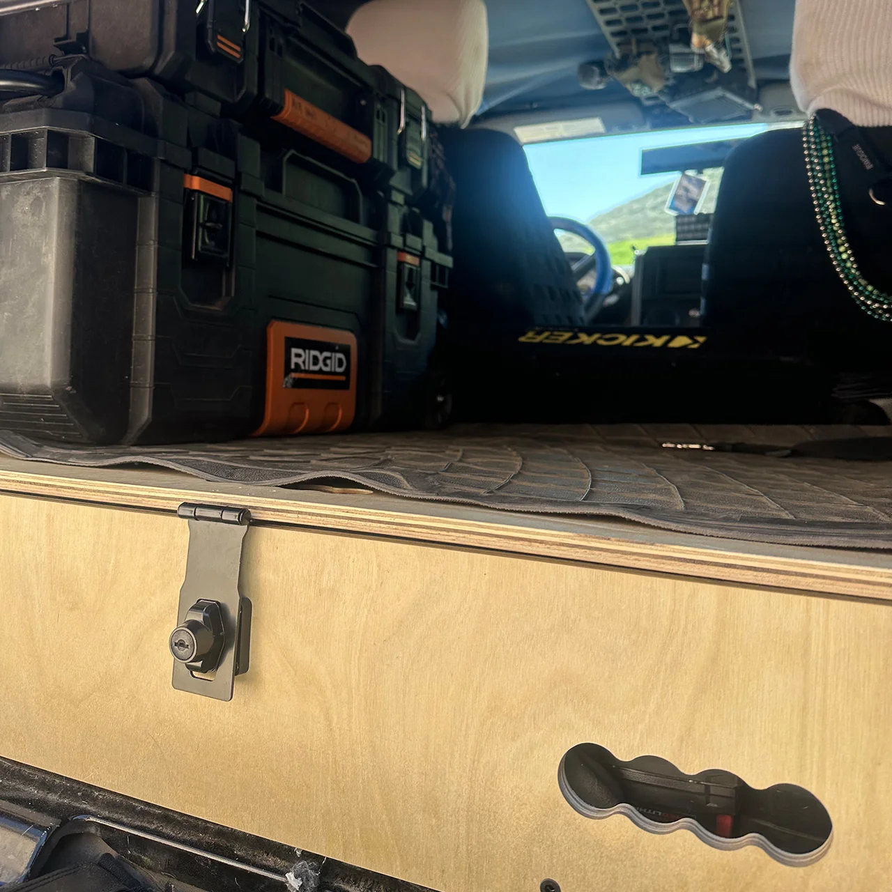 Storage system for jeep wrangler