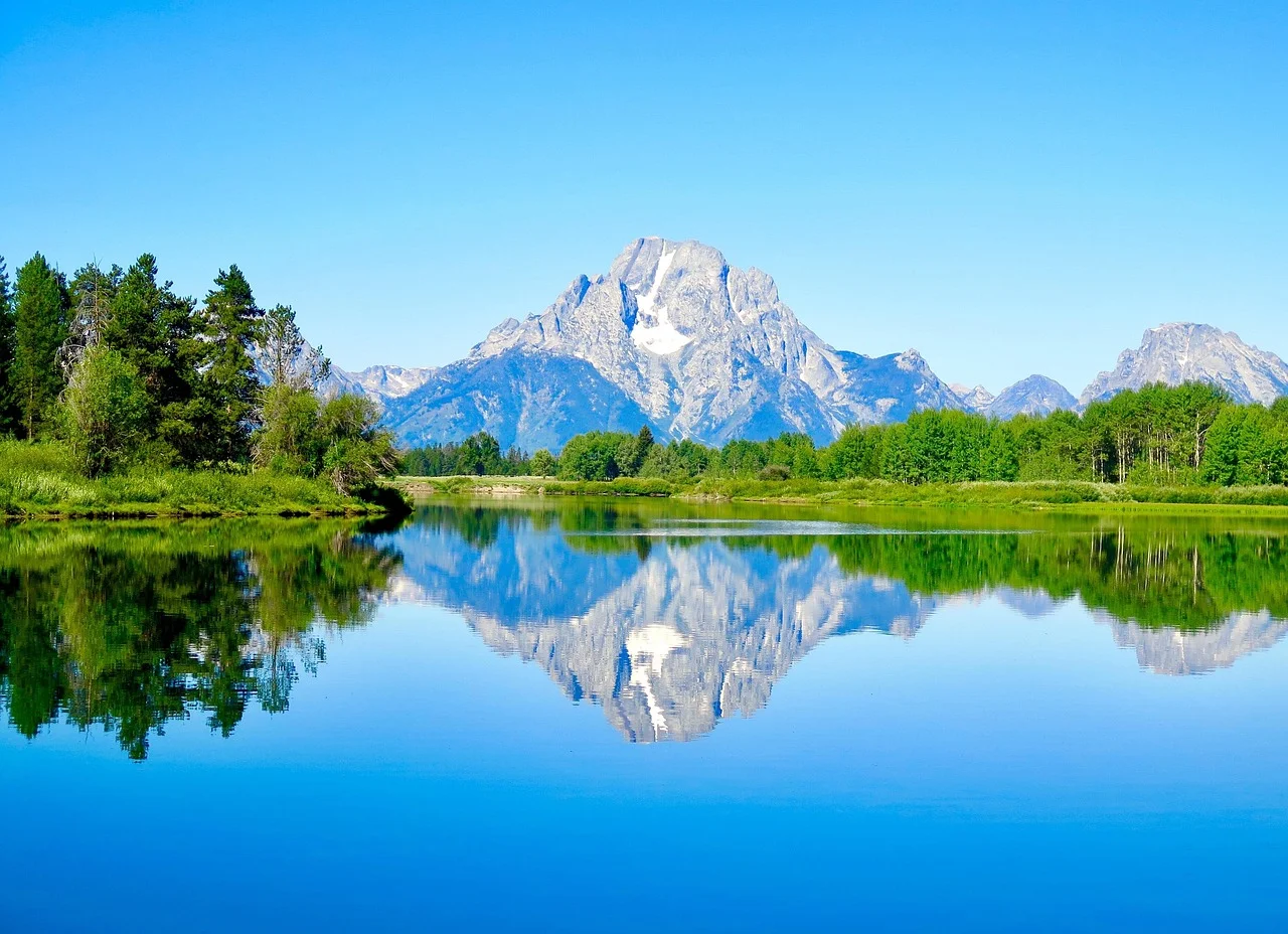 Oxbow lake grand teton