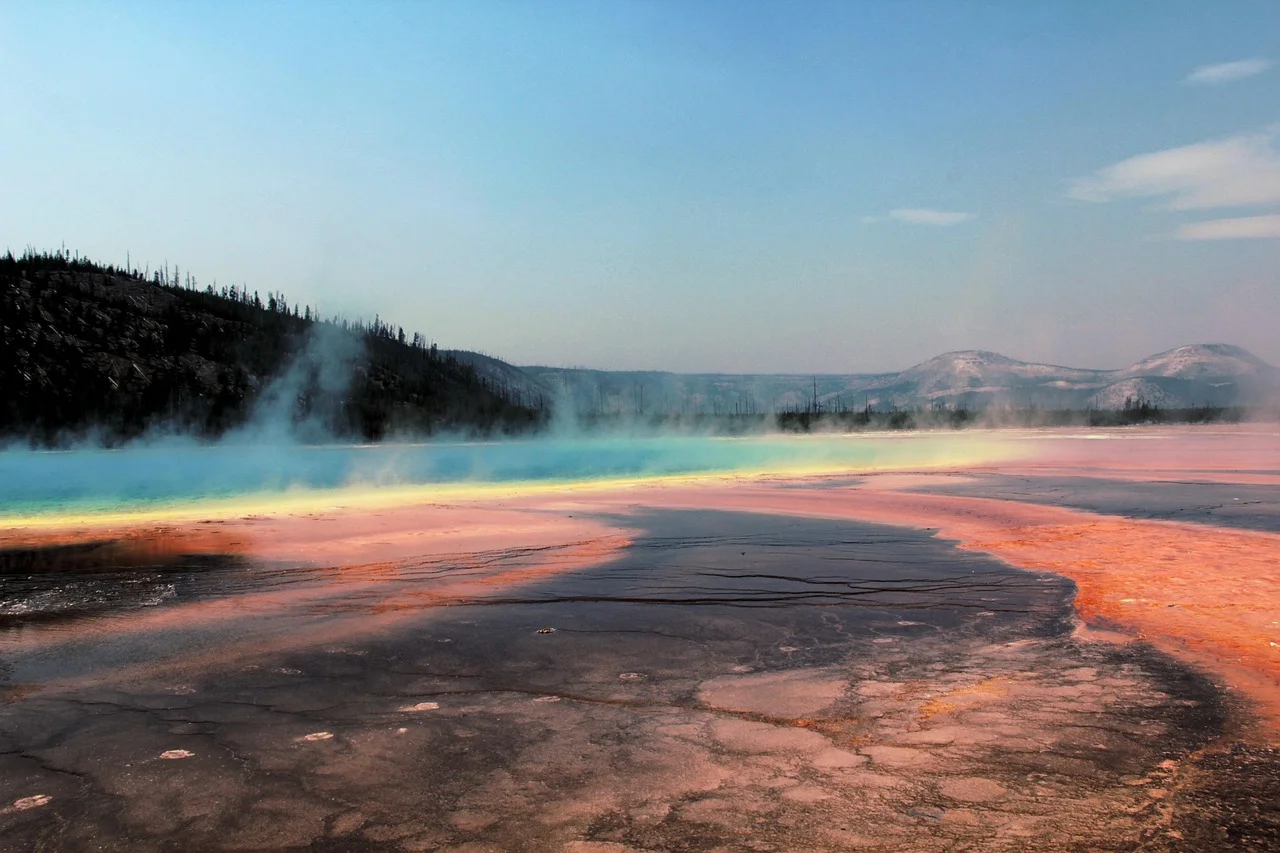 Stunning yellowstone park